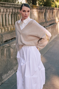 Cut-out Sunrise V-neck pull