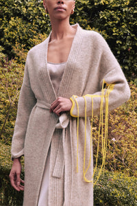 Maxi cardigan with floating threads