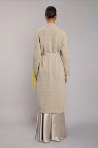 Maxi cardigan with floating threads
