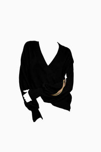 Cut-out Sunrise V-neck pull