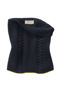 Cable knitted neck warmer