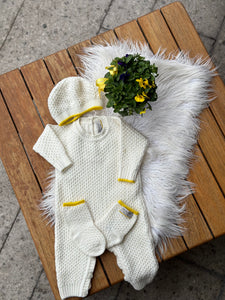 Honeycomb-knit newborn romper